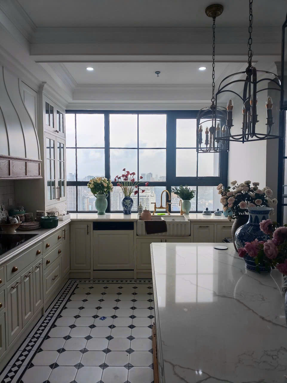 Cửa nhôm kính chung cư