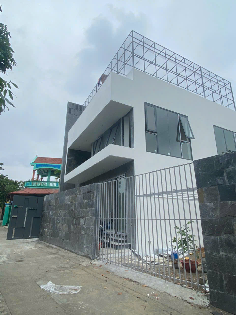 Nhôm kính dân dụng