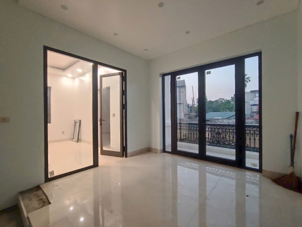 Cửa nhôm kính nhà chú Hoàng – Hà Nội